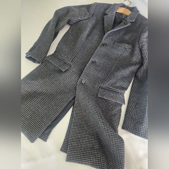 Abercrombie & Fitch Wool Blend Black and Gray Houndstooth Coat Jacket - Picture 8 of 12